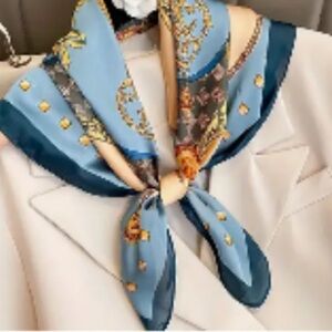 Elegant Blue and Cream Scarf
